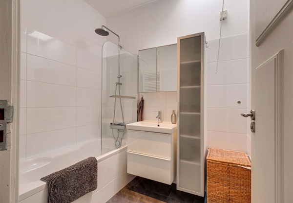 Medium property photo - Hendrik van Deventerstraat, 2563 XS Den Haag